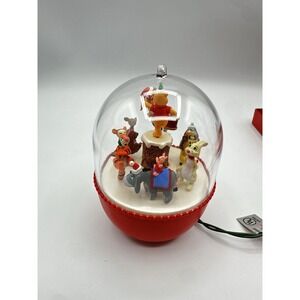 Hallmark 1994 Winnie the Pooh Parade Motion and Music Magic Keepsake Ornament